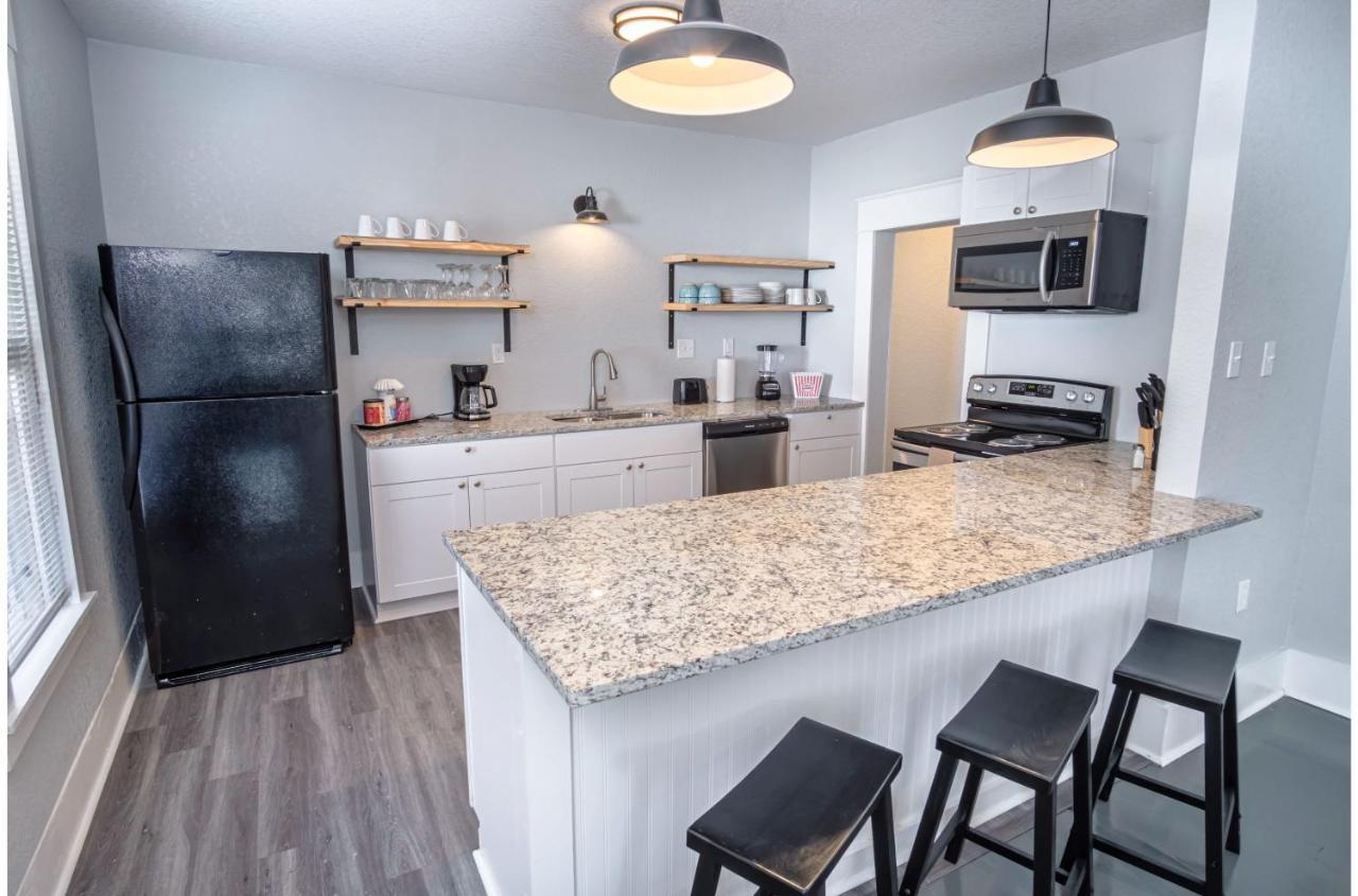 Wonderful 3 Bedroom 2 Ba Near Downtown Сан Антонио Екстериор снимка