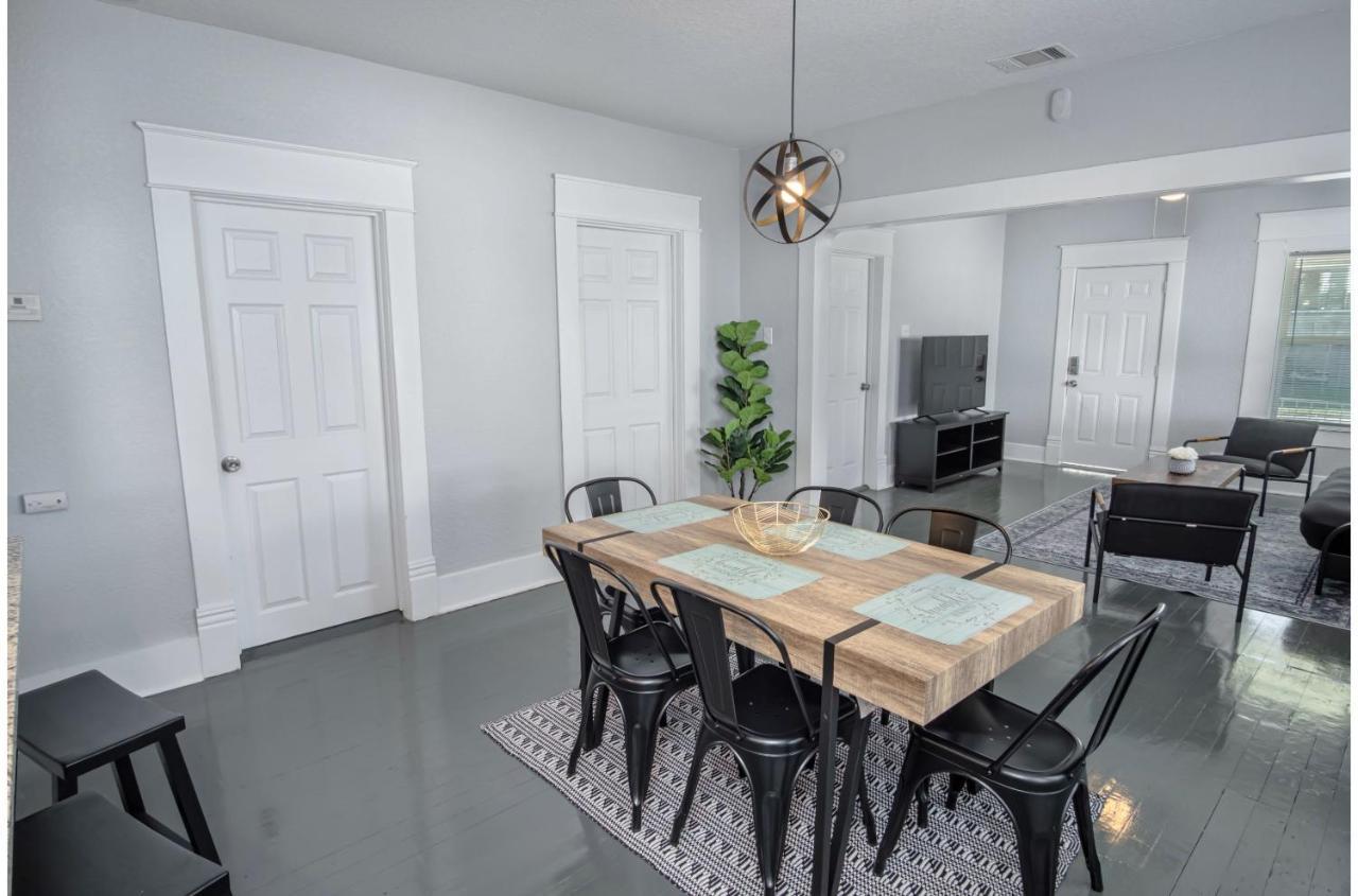 Wonderful 3 Bedroom 2 Ba Near Downtown Сан Антонио Екстериор снимка
