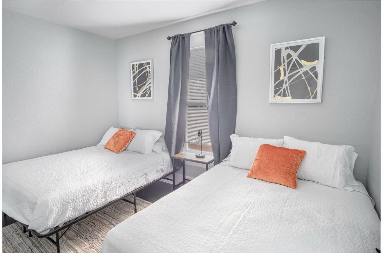 Wonderful 3 Bedroom 2 Ba Near Downtown Сан Антонио Екстериор снимка