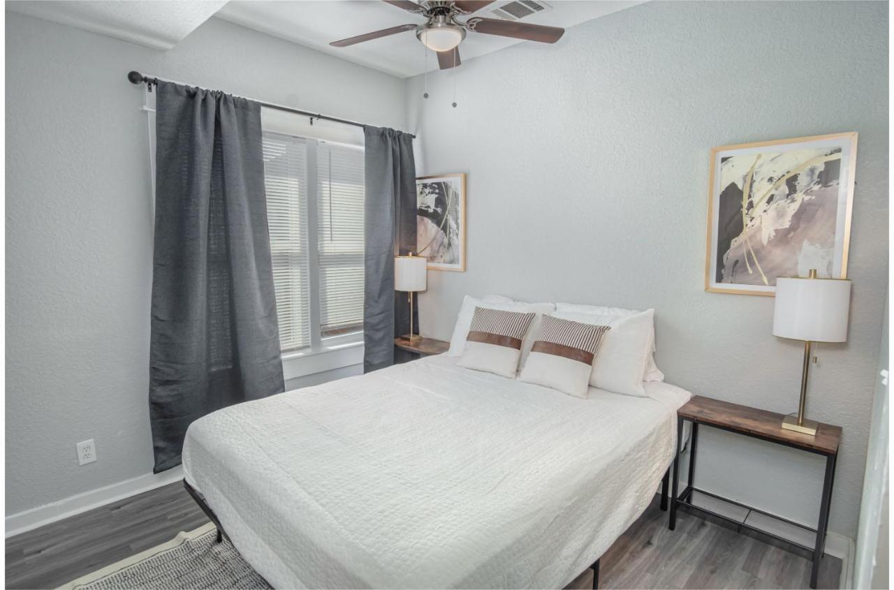 Wonderful 3 Bedroom 2 Ba Near Downtown Сан Антонио Екстериор снимка